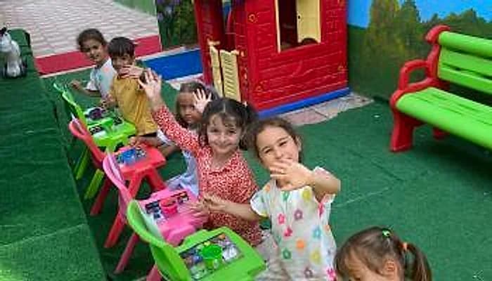 Bahçe oyun alanımızda serbest oyun